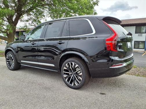 2025 Volvo XC90 Plug-In Hybrid T8 Plus 7-Seater