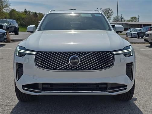 2025 Volvo XC90 Plug-In Hybrid T8 Plus 7-Seater