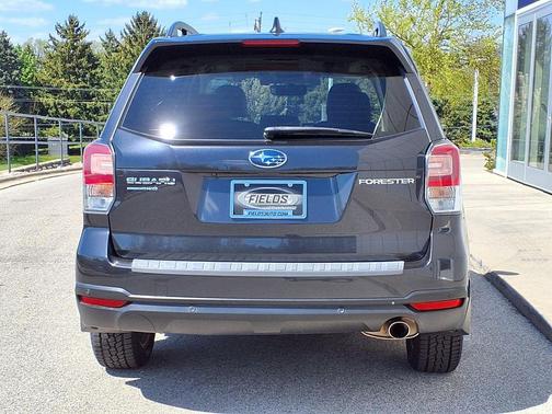 Dark Gray Metallic 2018 Subaru Forester 2.5i Touring