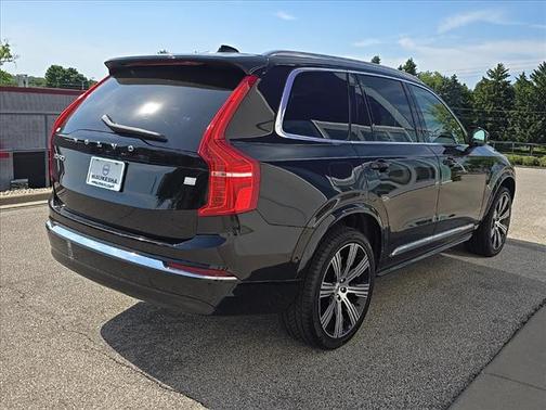 2023 Volvo XC90 Recharge Plug-In Hybrid T8 Ultimate Bright Theme 7-Seater