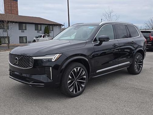 2025 Volvo XC90 B6 Plus 7-Seater