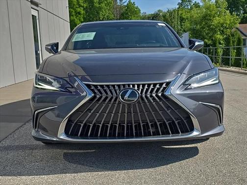 2023 Lexus ES 350 Ultra Luxury