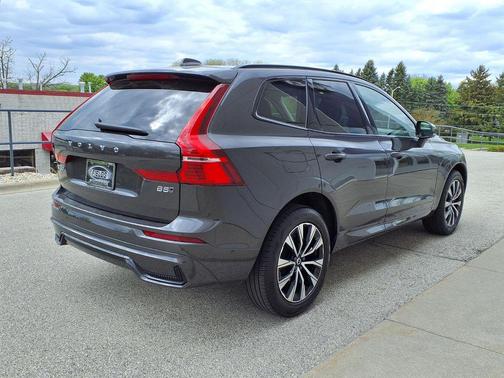 Gray 2024 Volvo XC60 B5 Plus Dark Theme