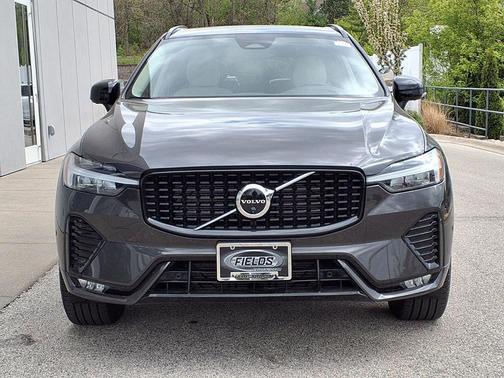 Gray 2024 Volvo XC60 B5 Plus Dark Theme