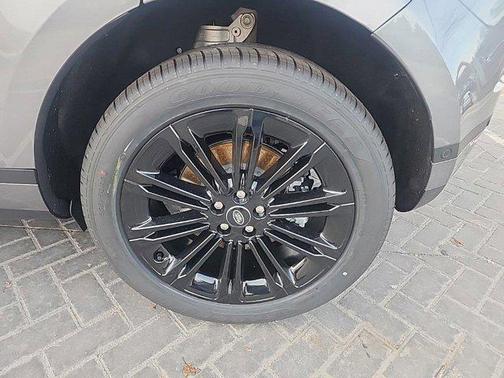 2025 Land Rover Range Rover Evoque Core S