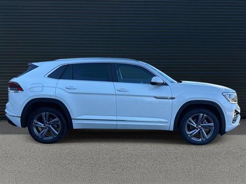 2024 Volkswagen Atlas Cross Sport 2.0T SEL