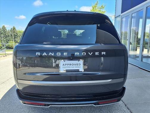 2024 Land Rover Range Rover P530 SE