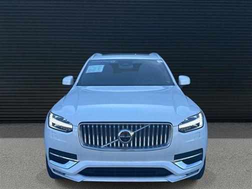 2023 Volvo XC90 B6 Plus 7-Seater