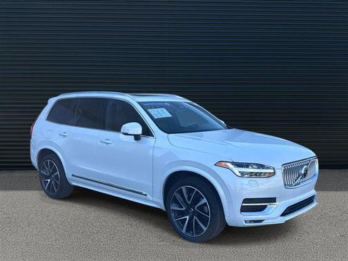 2023 Volvo XC90 B6 Plus 7-Seater