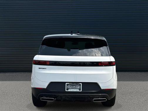 2025 Land Rover Range Rover Sport SE