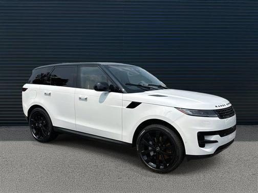 2025 Land Rover Range Rover Sport SE