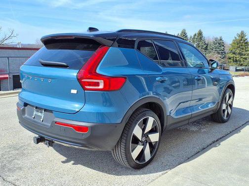 2023 Volvo XC40 Recharge Pure Electric Twin Ultimate