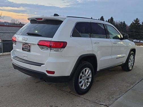 2022 Jeep Grand Cherokee Laredo