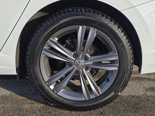 2020 Volkswagen Jetta 1.4T R-Line