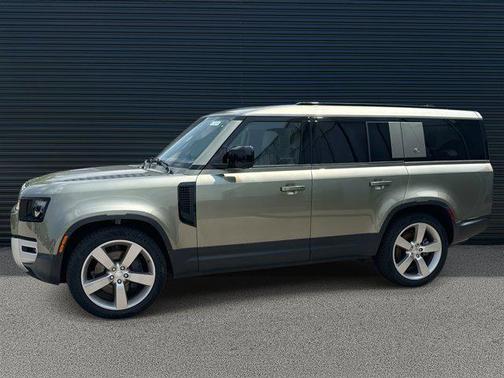 2024 Land Rover Defender 130 P400 S