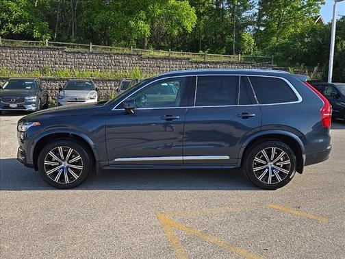 2025 Volvo XC90 B6 Core