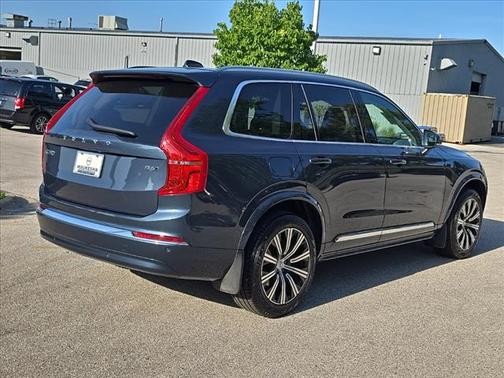 2025 Volvo XC90 B6 Core