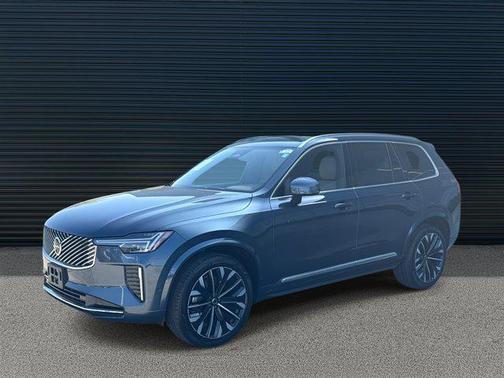 2025 Volvo XC90 B6 Plus 7-Seater