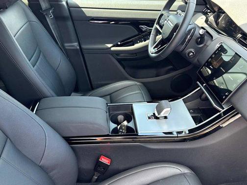 2025 Land Rover Range Rover Evoque Core S