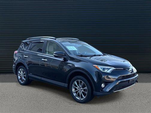 2017 Toyota RAV4 Hybrid SE