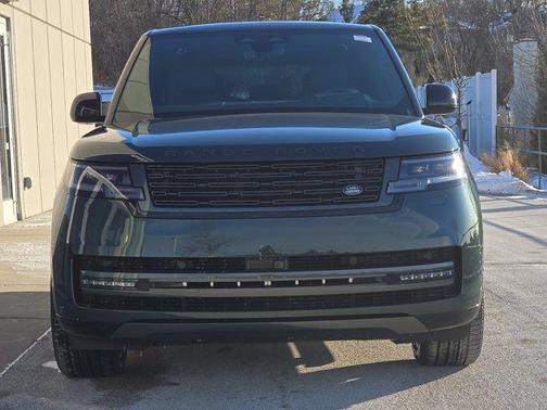 2025 Land Rover Range Rover P530 SE