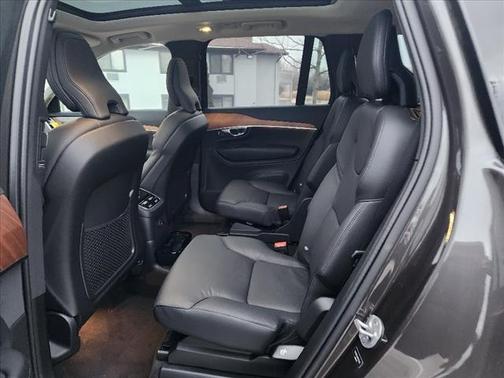 2024 Volvo XC90 Recharge Plug-In Hybrid T8 Plus 6-Seater