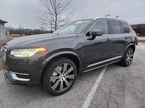 2024 Volvo XC90 Recharge Plug-In Hybrid T8 Plus 6-Seater