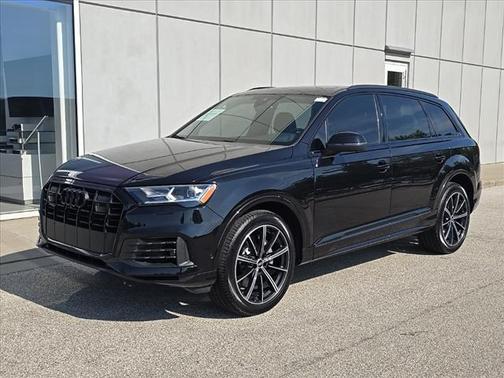 2021 Audi Q7 55 Premium Plus