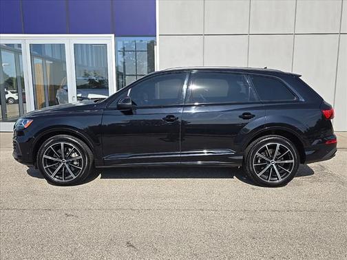 2021 Audi Q7 55 Premium Plus
