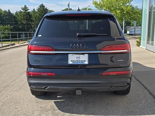 2021 Audi Q7 55 Premium Plus