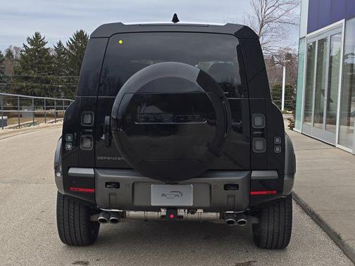 Santorini 2026 Land Rover Defender 110 V8