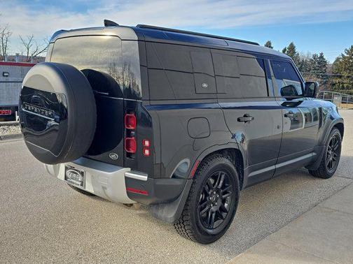 2020 Land Rover Defender 110 SE