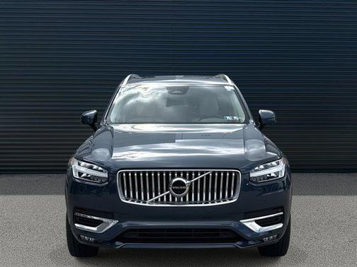 2023 Volvo XC90 B6 Plus 6-Seater