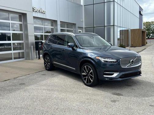 2023 Volvo XC90 B6 Plus 6-Seater