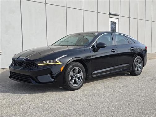 2022 Kia K5 LXS
