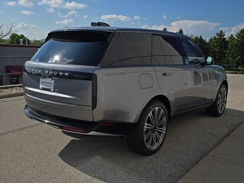 2025 Land Rover Range Rover P400 SE