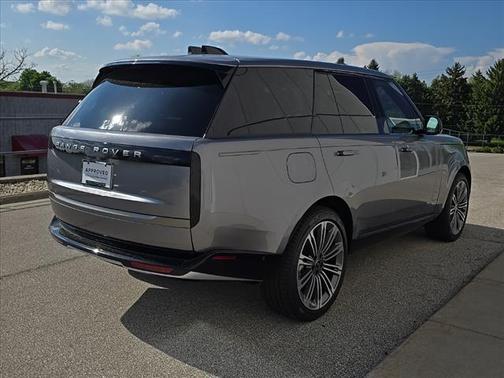 2025 Land Rover Range Rover P400 SE