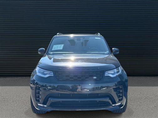 2025 Land Rover Discovery P300 Dynamic SE