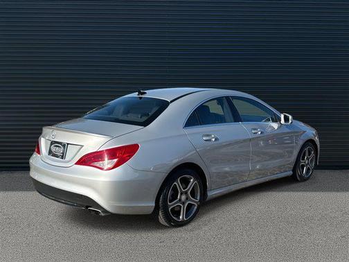 2014 Mercedes-Benz CLA-Class Base