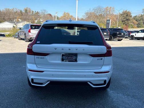 2025 Volvo XC60 B5 Plus