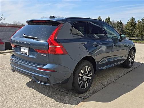 2025 Volvo XC60 Plug-In Hybrid T8 Core