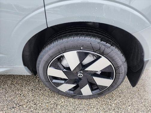 2024 Volvo XC60 Recharge Plug-In Hybrid T8 Plus Dark Theme