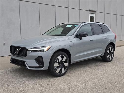 2025 Volvo XC60 Plug-In Hybrid T8 Plus