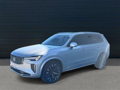 2025 Volvo XC90 B6 Plus 7-Seater