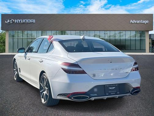 2025 Genesis G70 2.5T