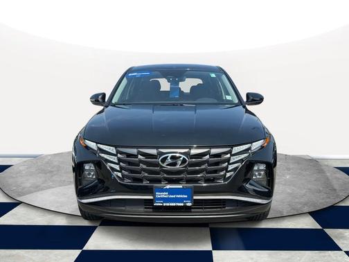 2023 Hyundai TUCSON SE