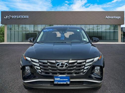 2023 Hyundai TUCSON SE