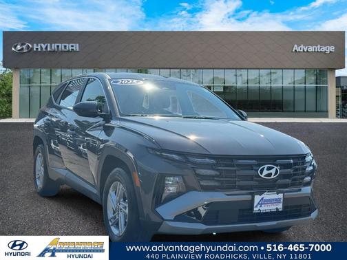 2025 Hyundai TUCSON SE