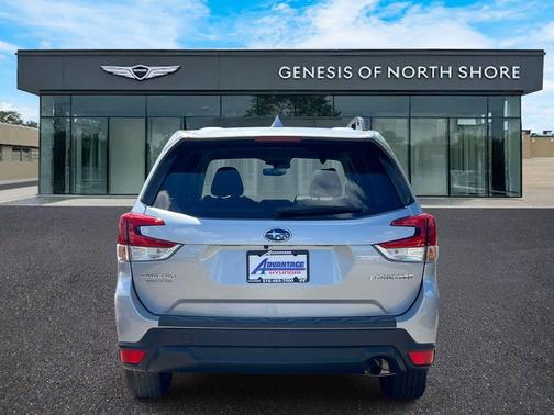 Ice Silver Metallic 2022 Subaru Forester Premium
