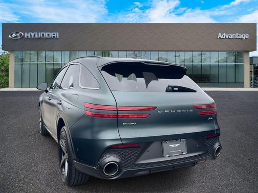 2023 Genesis GV70 2.5T